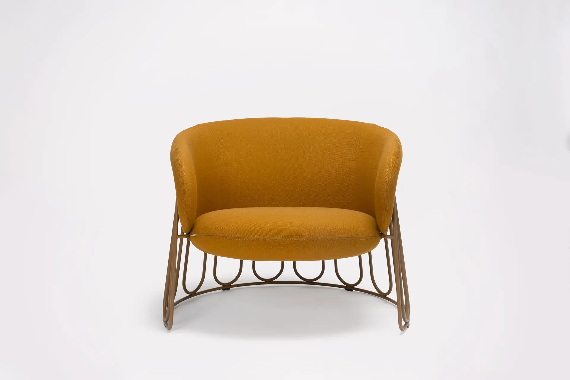 Circulaire Ginger lounge sled Ondarreta