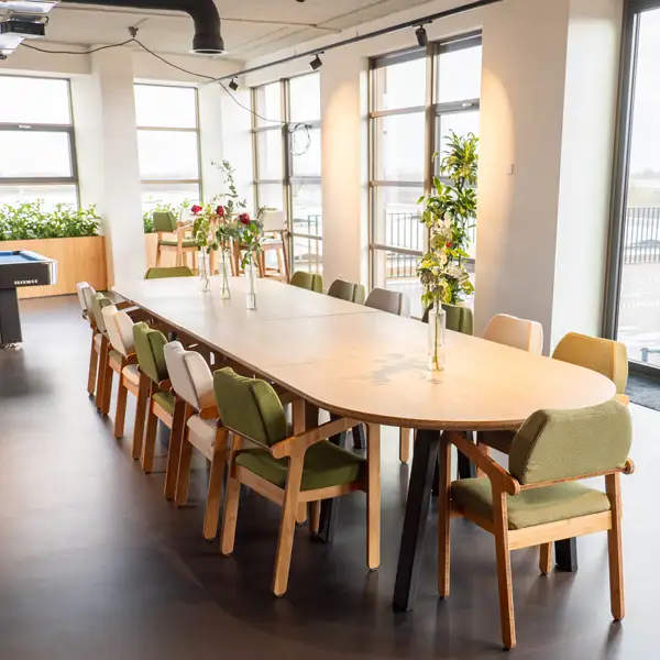 Circulaire tafel Birmingham - Thumbnail 1